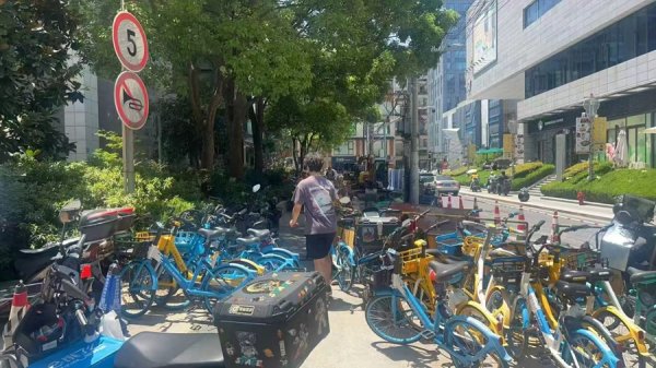 翻翻策略 南洋1931商圈创新P+W模式，破解非机动车停放“潮汐困局”